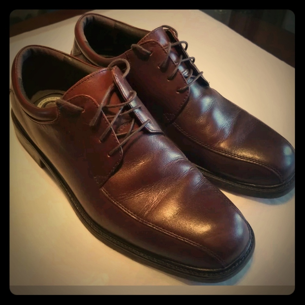 Nunn Bush Oxford Brown Leather Dress Shoes